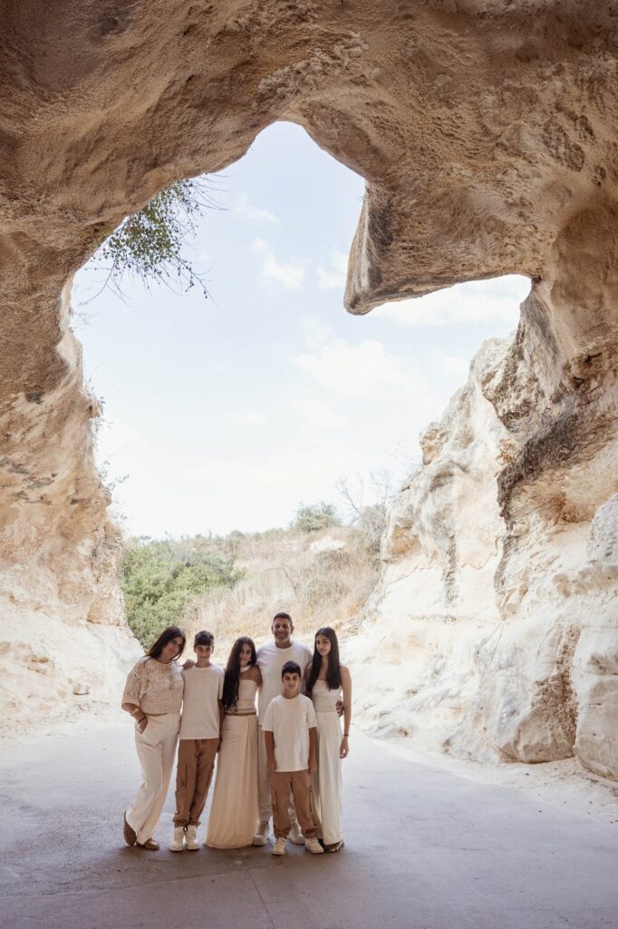 צילומי בת מצווה ומשפחה בבית גוברין